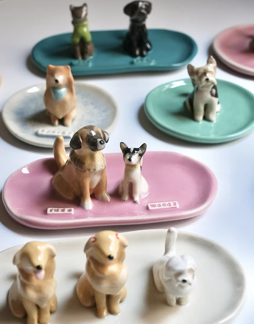 Colección de piezas de cerámica hechas a mano