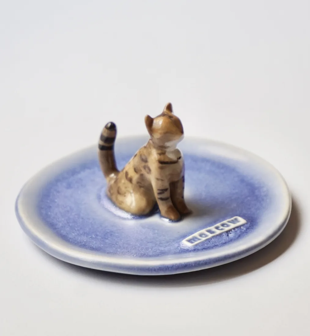 Plato joyero de una mascota, pintado a mano