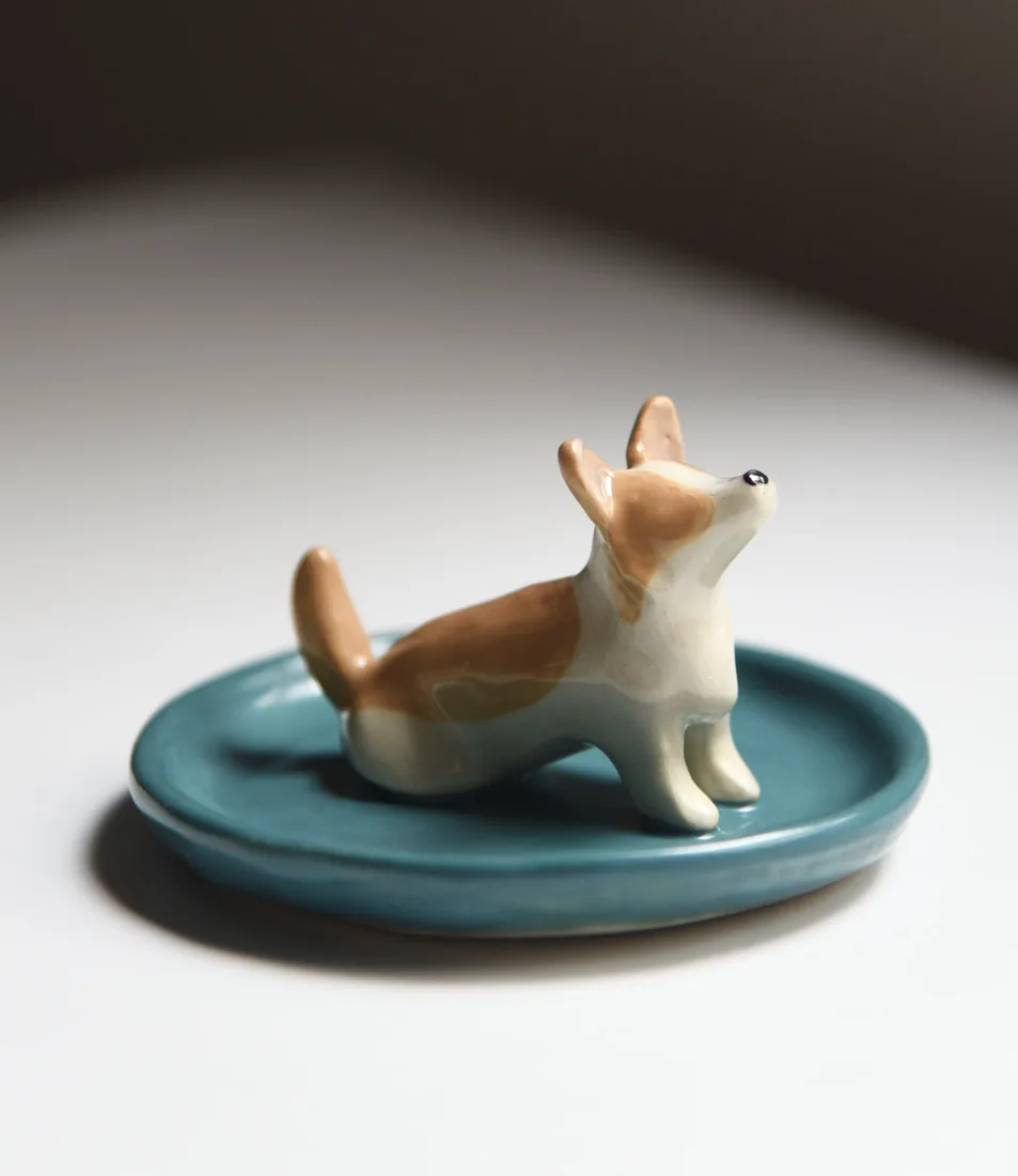 Plato joyero de una mascota, pintado a mano