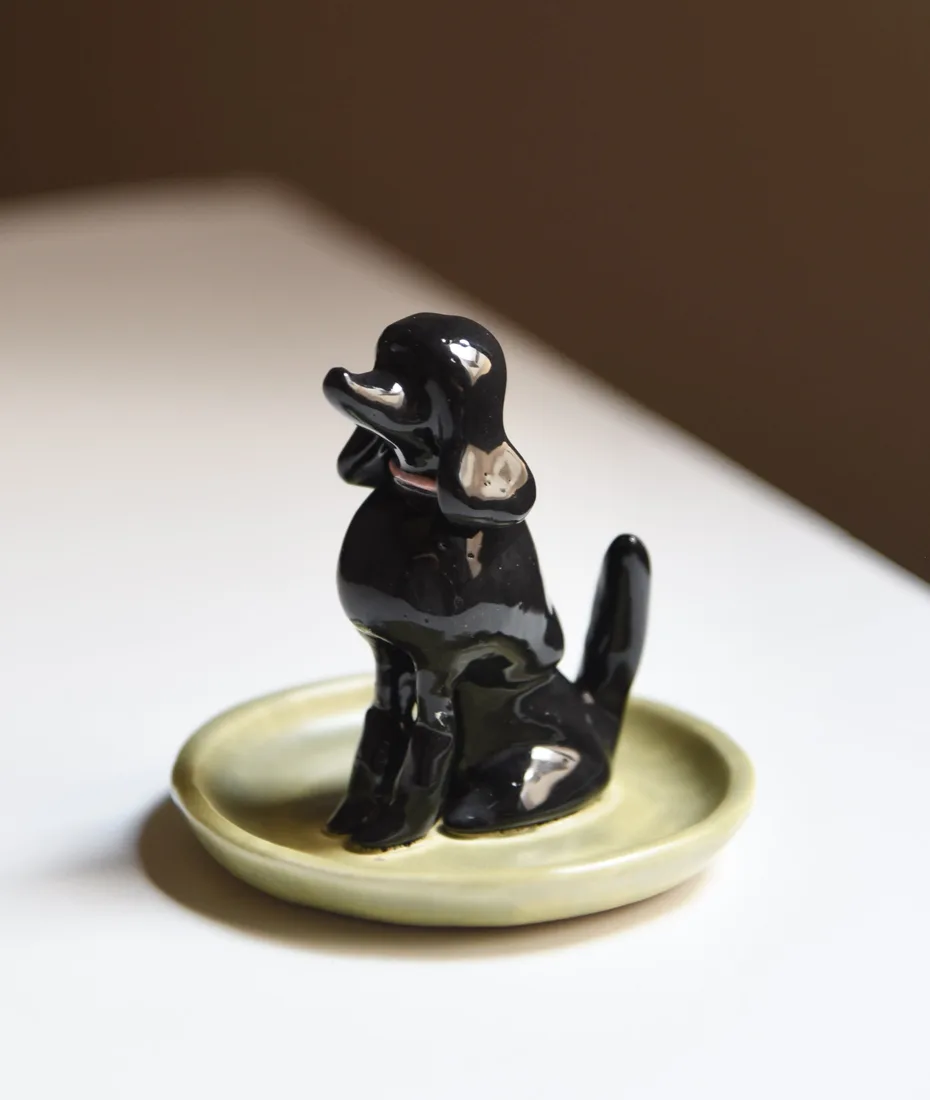 Plato joyero de una mascota, pintado a mano