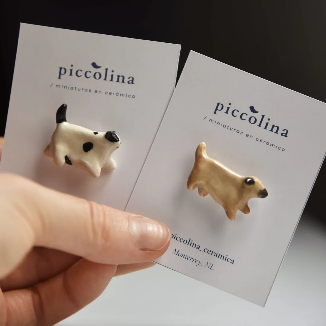 Pin de cerámica pintado a mano