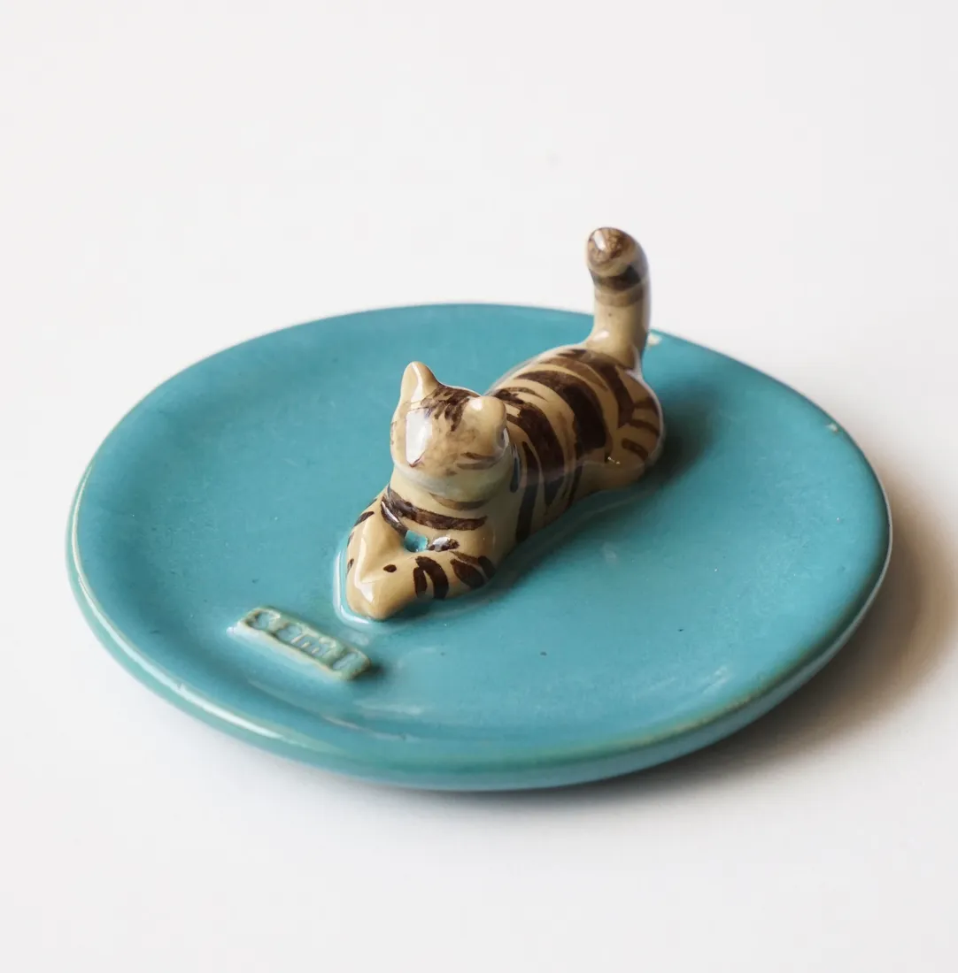 Plato joyero de una mascota, pintado a mano
