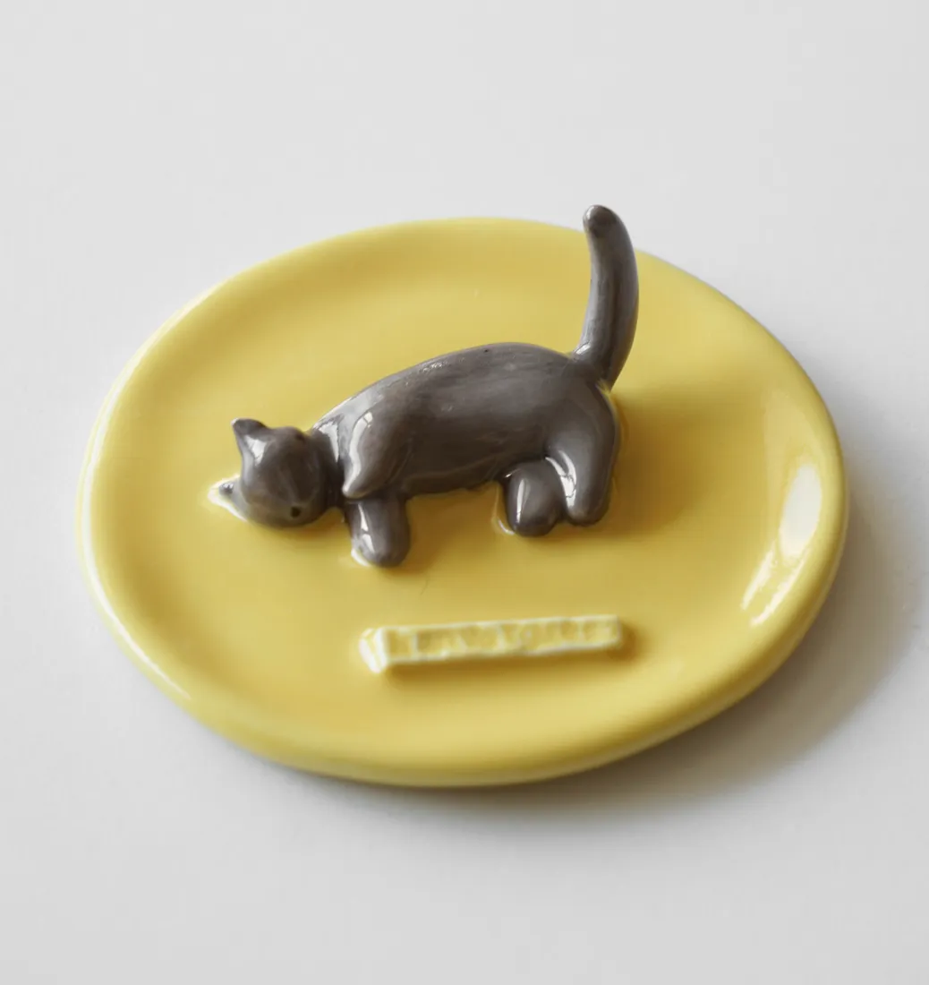 Plato joyero de una mascota, pintado a mano
