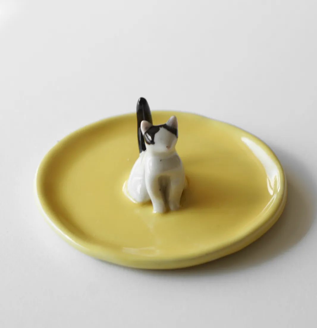 Plato joyero de una mascota, pintado a mano