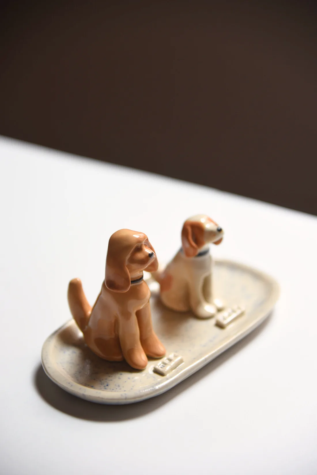 Plato joyero · 2 mascotas